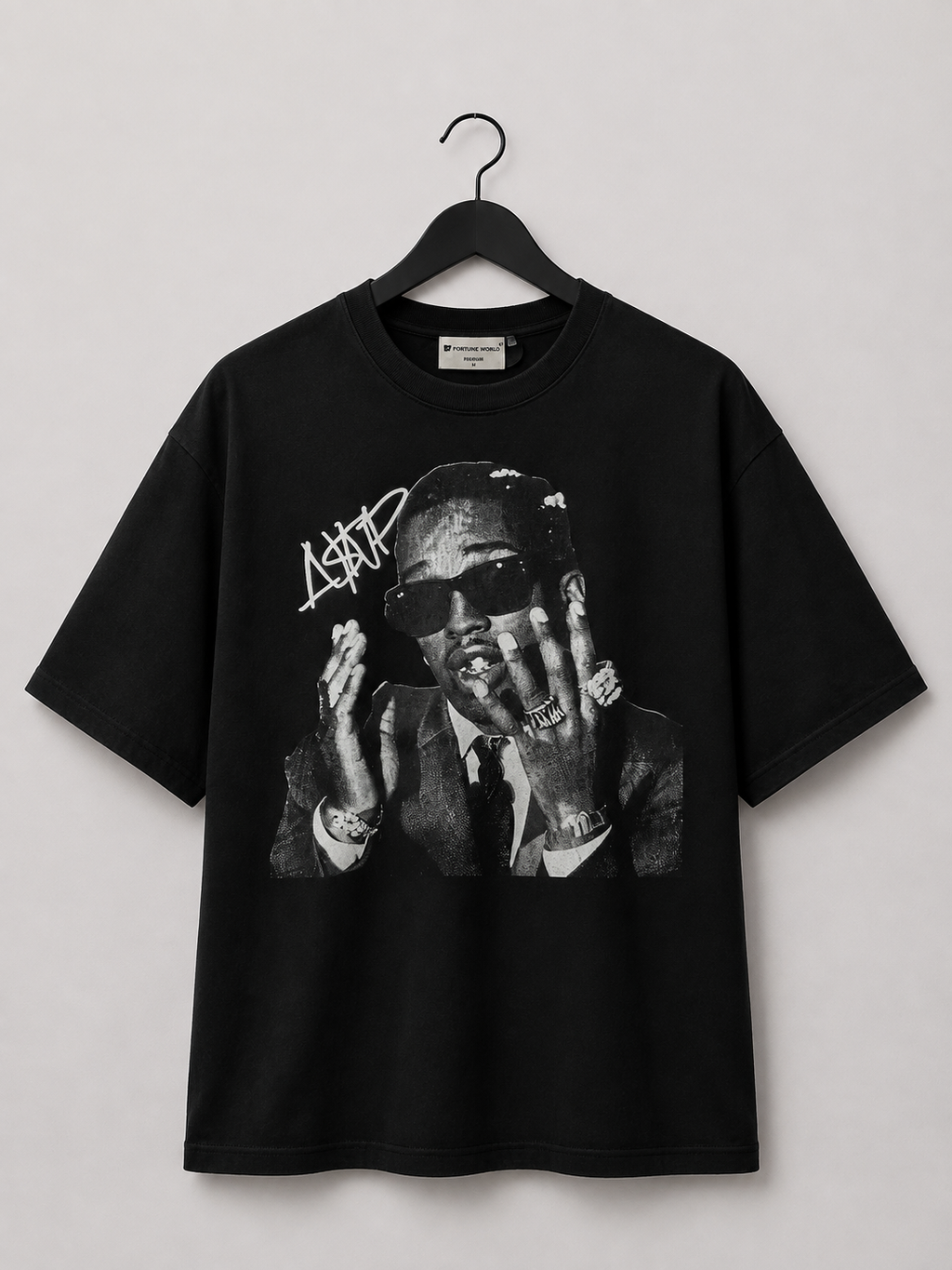 Signature Black Graphic Tee — Bold Streetwear Statement